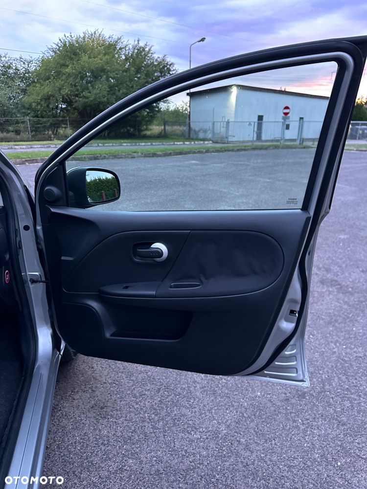 Nissan Note 1.6 Acenta - 22
