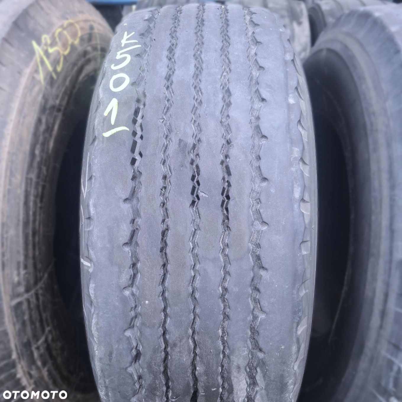 Opona ciężarowa 425/65R22.5 Bridgestone R164, 11mm idK501 - 1