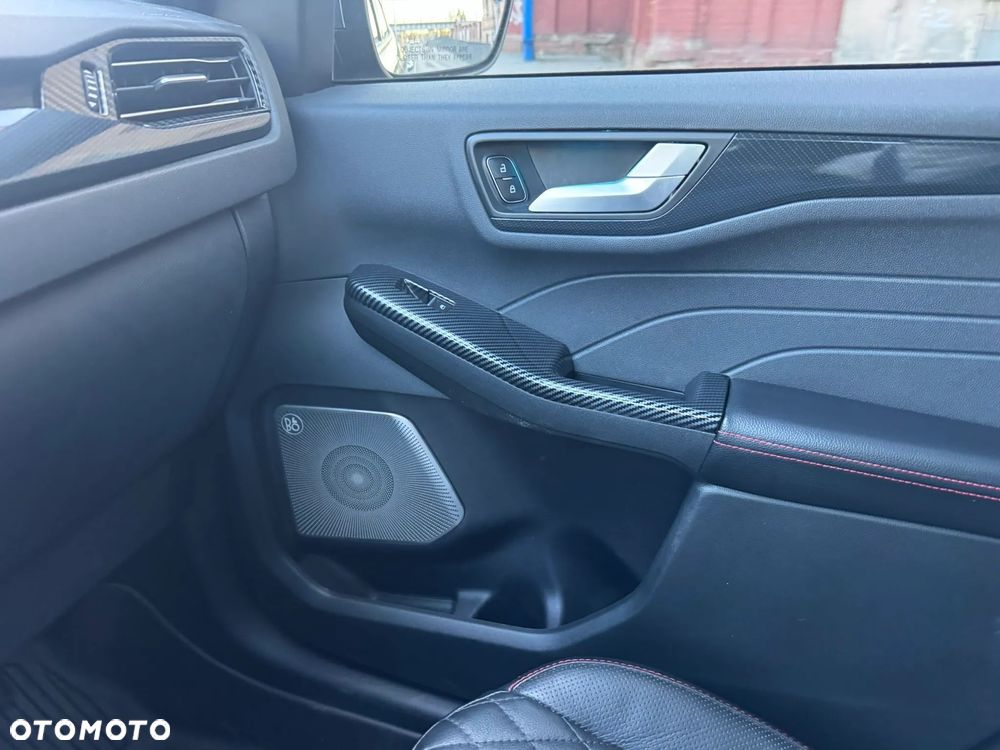 Ford Escape - 16