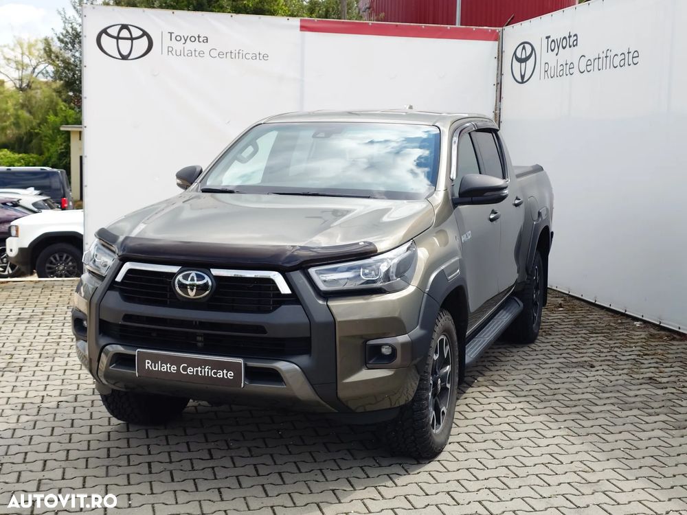 Toyota Hilux 2.8D 204CP 4x4 Double Cab AT Invincible - 4