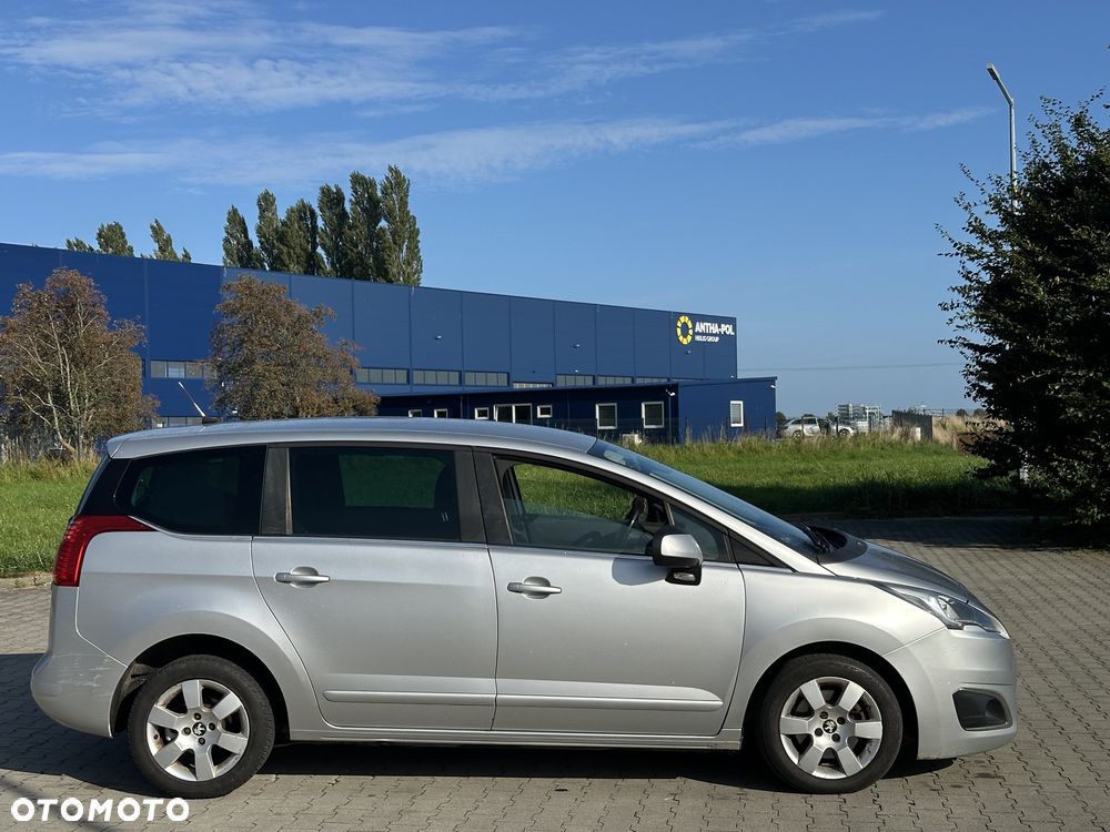 Peugeot 5008 - 7