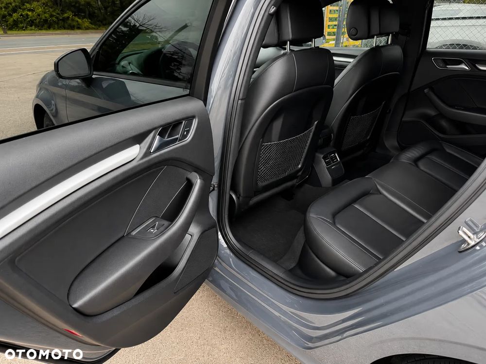 Audi A3 Limousine 40 TFSI Quattro S tronic - 18