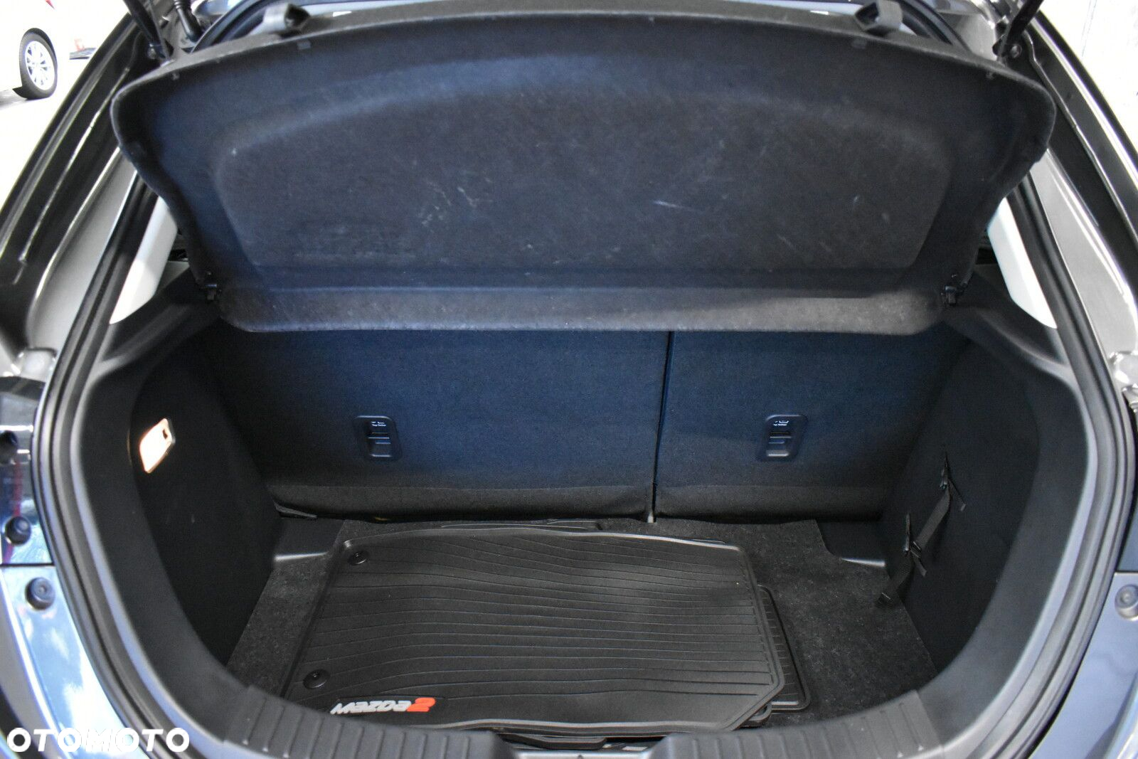 Mazda 2 - 19