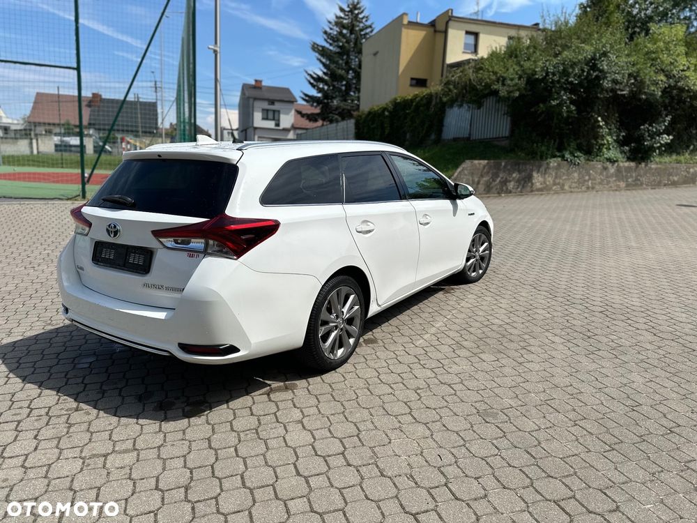 Toyota Auris - 6