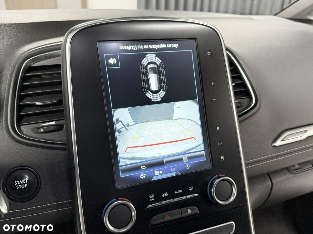 Renault Grand Scenic - 41