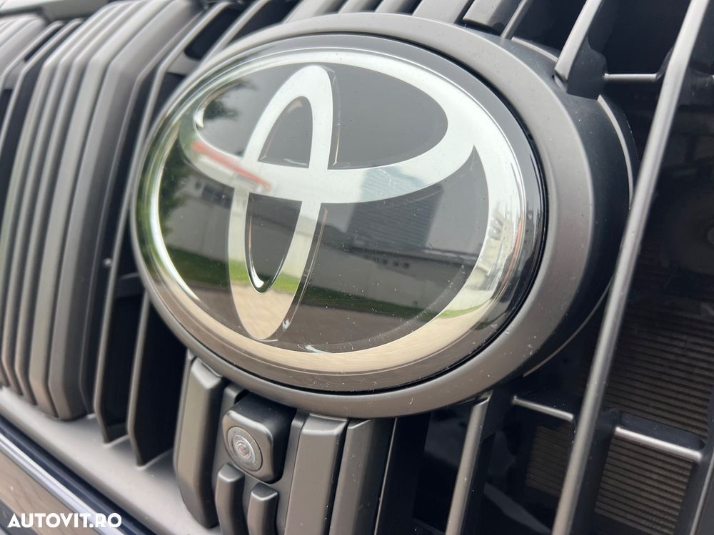 Toyota Land Cruiser 2.8l D-4D 204 CP A/T 7 locuri Luxury AVS Black - 12