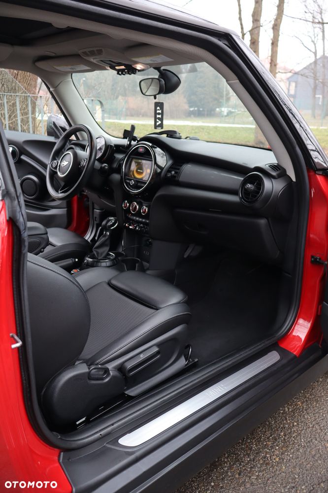 MINI Cooper Standard - 17