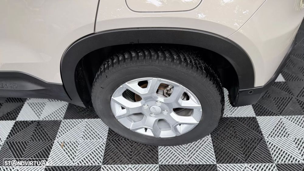 Jeep Avenger 1.2 GSE T3 Altitude - 5