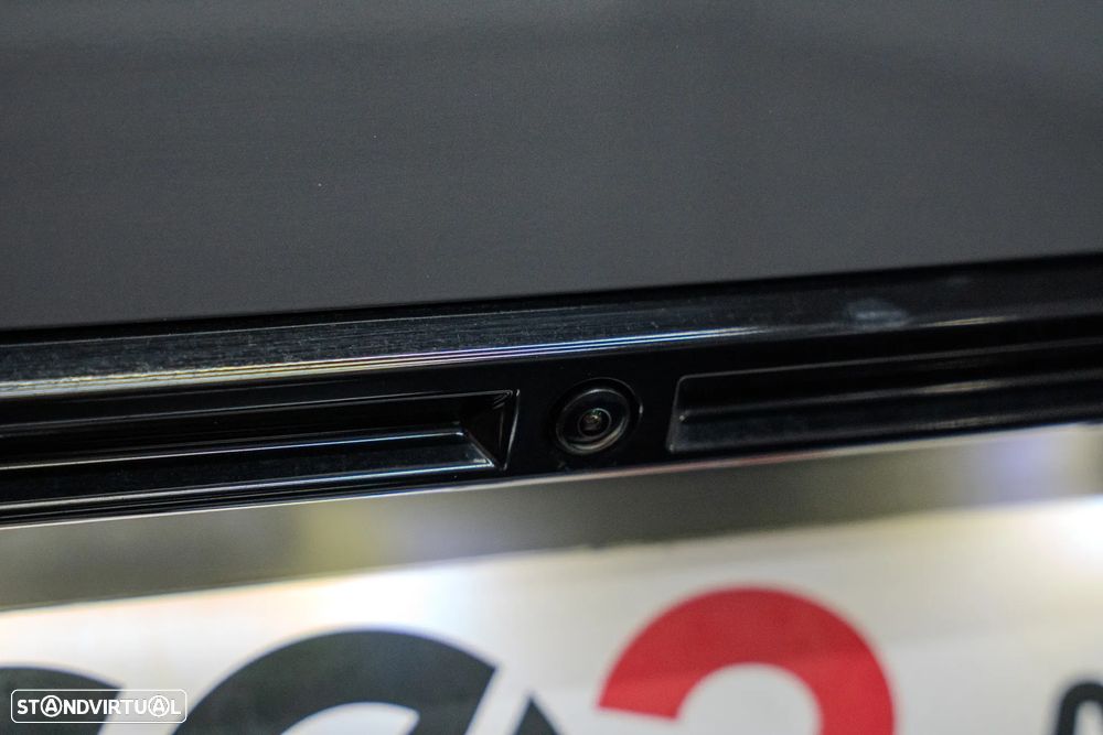 Peugeot e-2008 54 kWh GT - 9