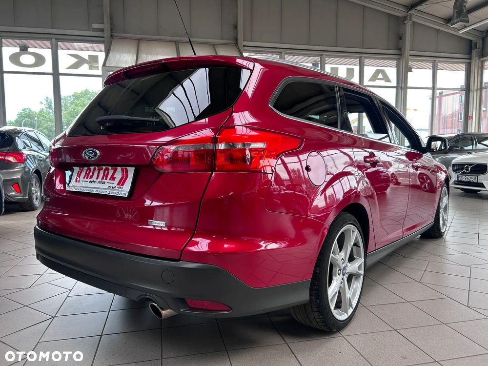 Ford Focus 1.5 EcoBoost Titanium ASS - 9