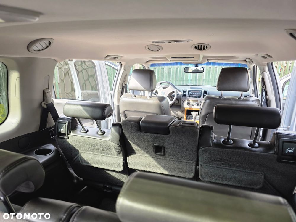 Nissan Pathfinder 4.0 V6 LE - 19