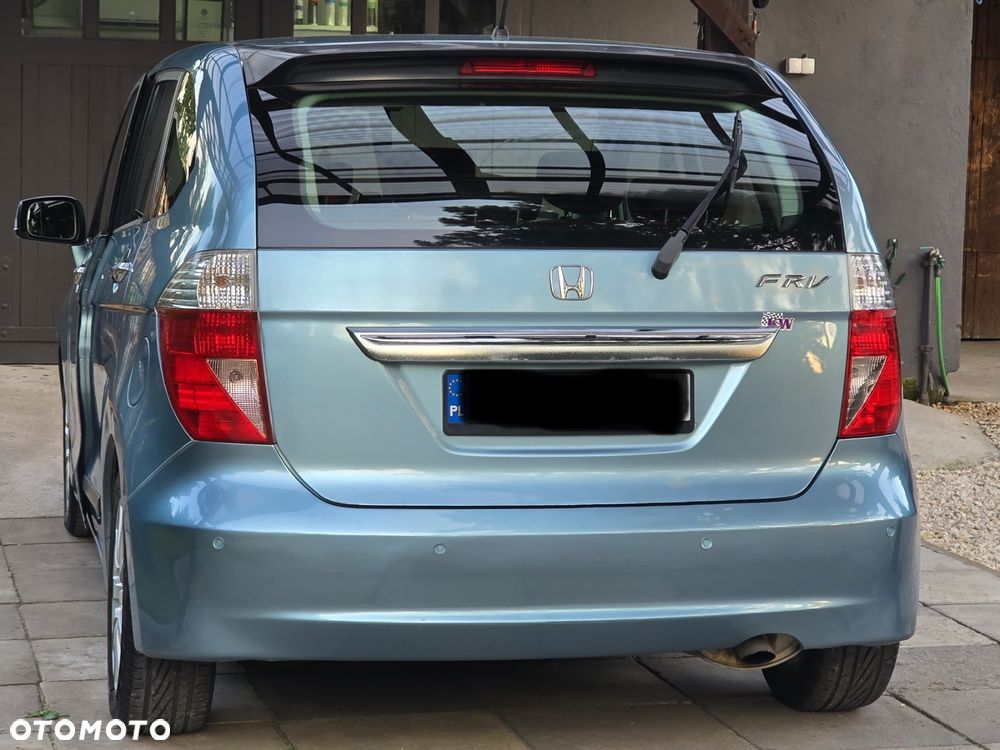 Honda FR-V - 5