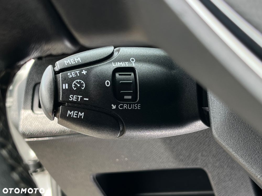 Peugeot 5008 BlueHDi 130 Allure - 12