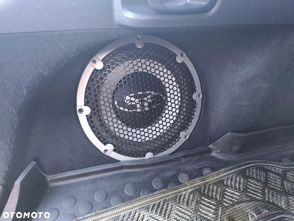 Mitsubishi Lancer 1.8 CVT Intense - 22