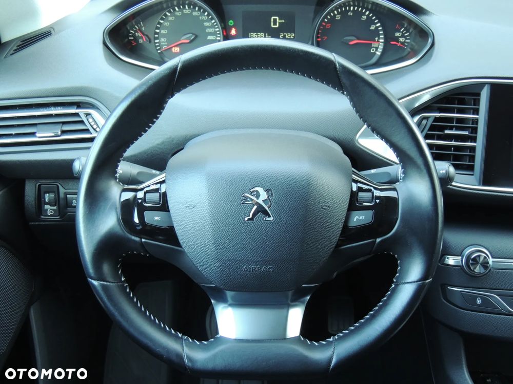 Peugeot 308 1.2 PureTech Active Pack S&S - 12