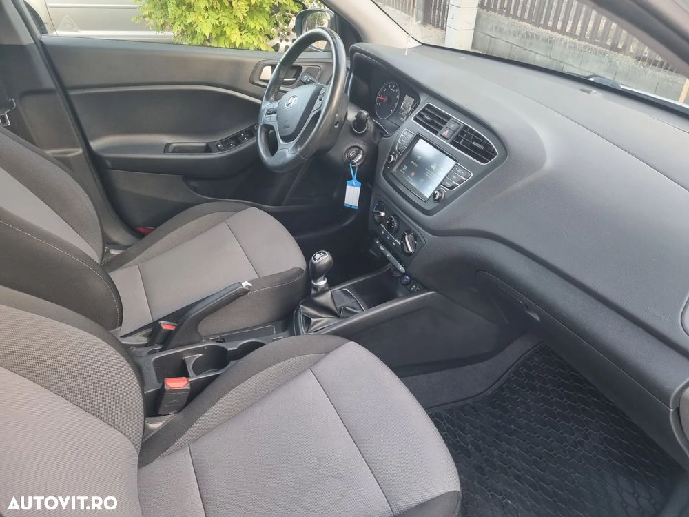Hyundai i20 - 30