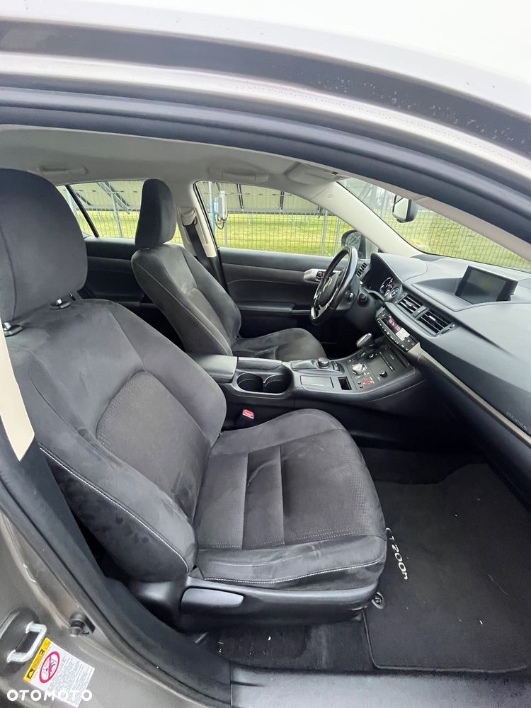 Lexus CT 200h Business Edition - 12