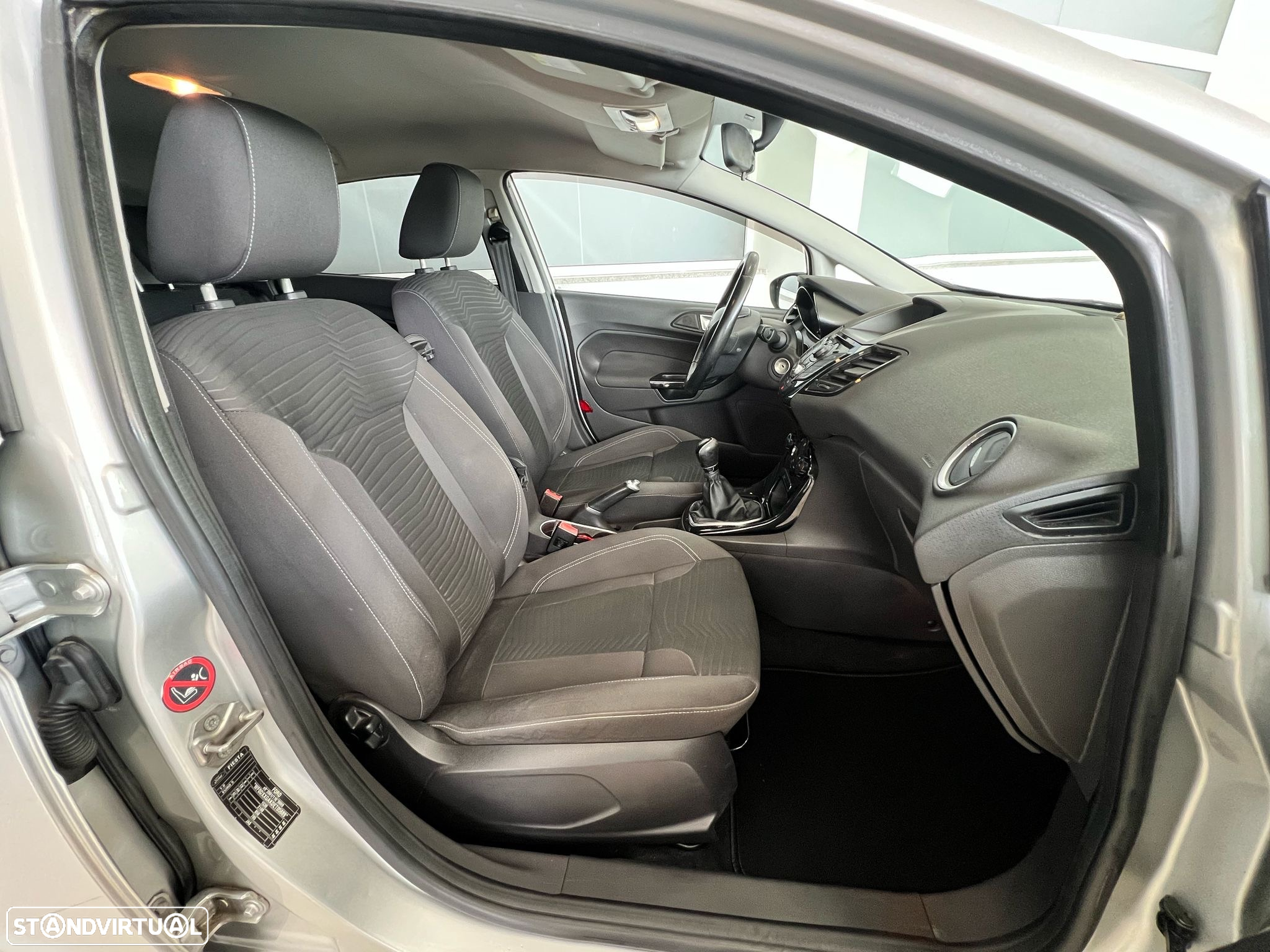 Ford Fiesta 1.0 Ti-VCT Titanium - 11