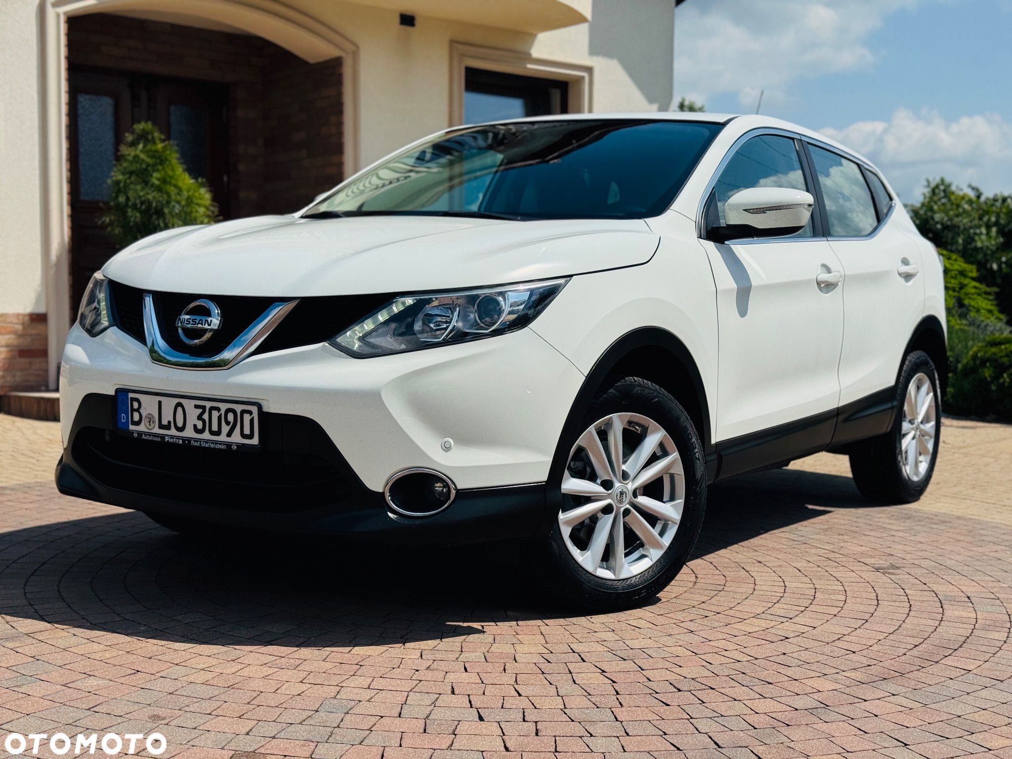 Nissan Qashqai 1.2 DIG-T N-Tec - 1