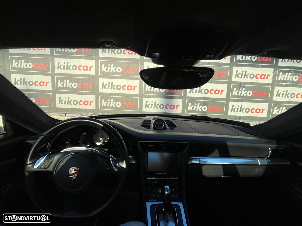 Porsche 911 (991) Carrera 4 S PDK - 31