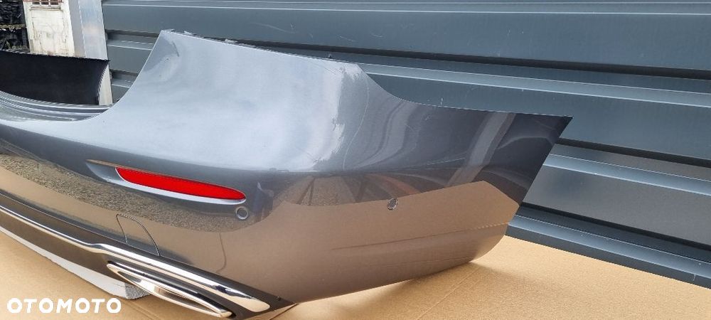 Mercedes E Klasa W213 Lift Sedan 2020- zderzak tył oryginał MD270 - 4