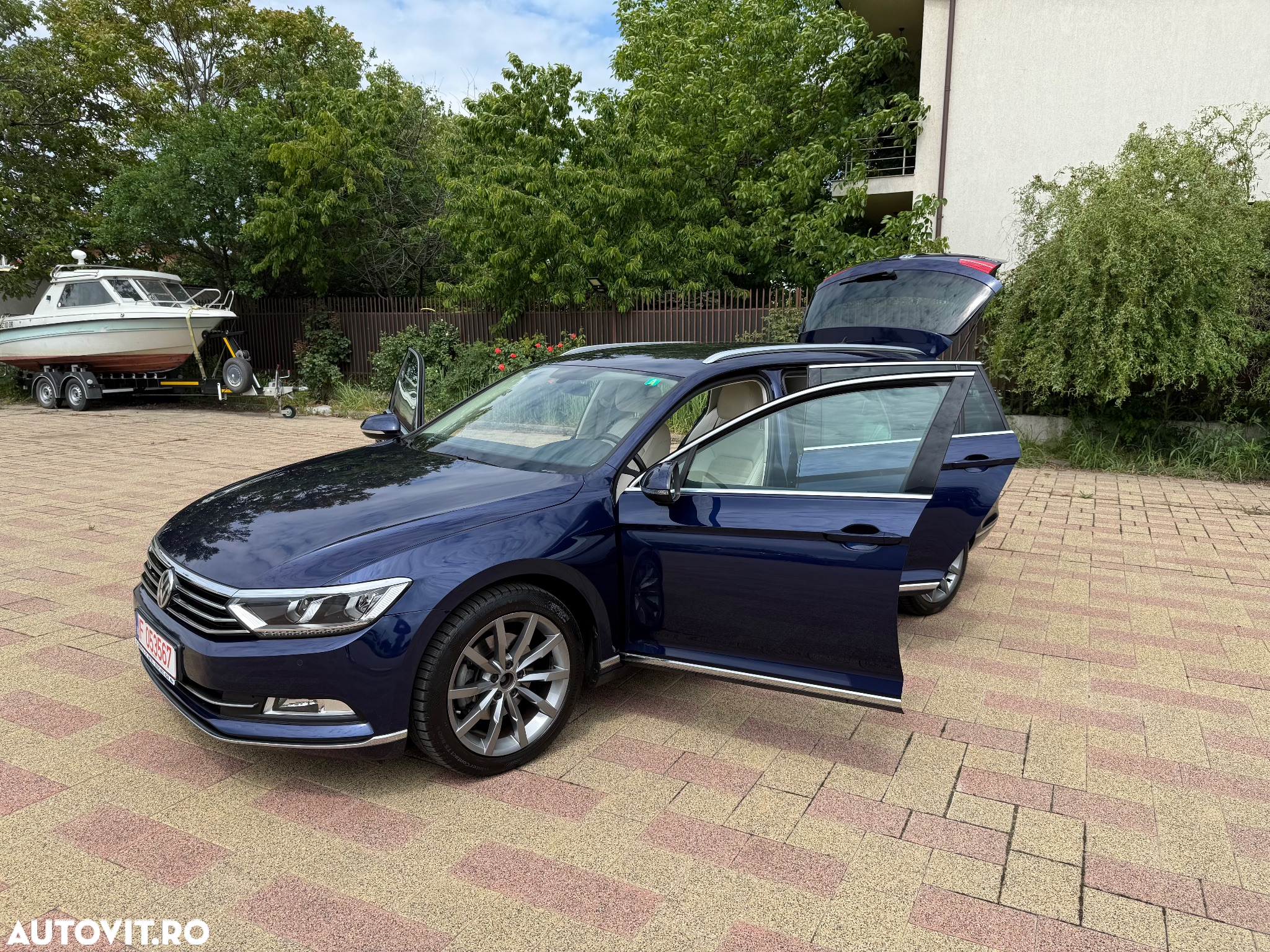 Volkswagen Passat Variant 2.0 TDI DSG 4Motion Highline - 21