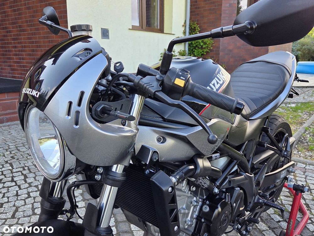 Suzuki SV - 24