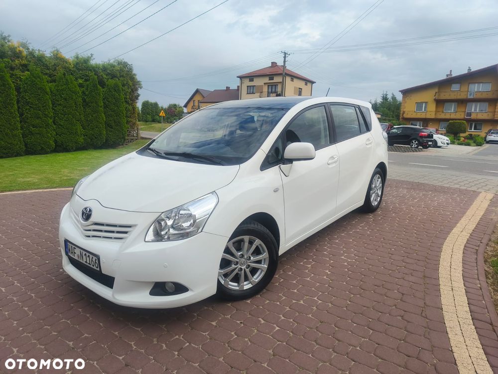 Toyota Verso 1.8 7-Sitzer Comfort - 1