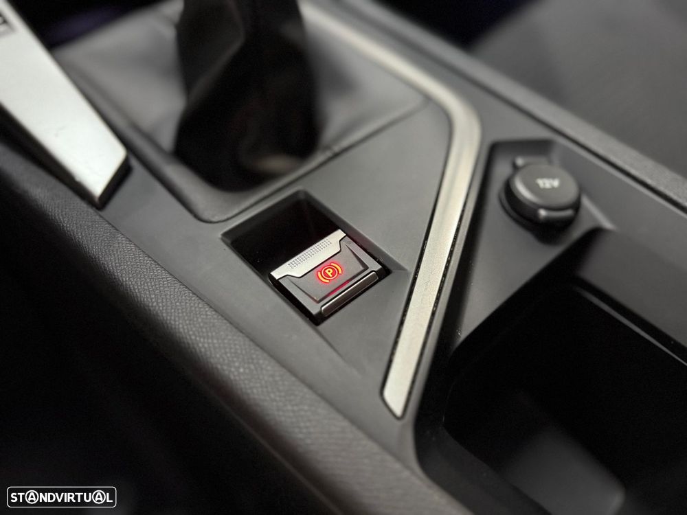 Peugeot 308 SW 1.2 PureTech Allure - 16