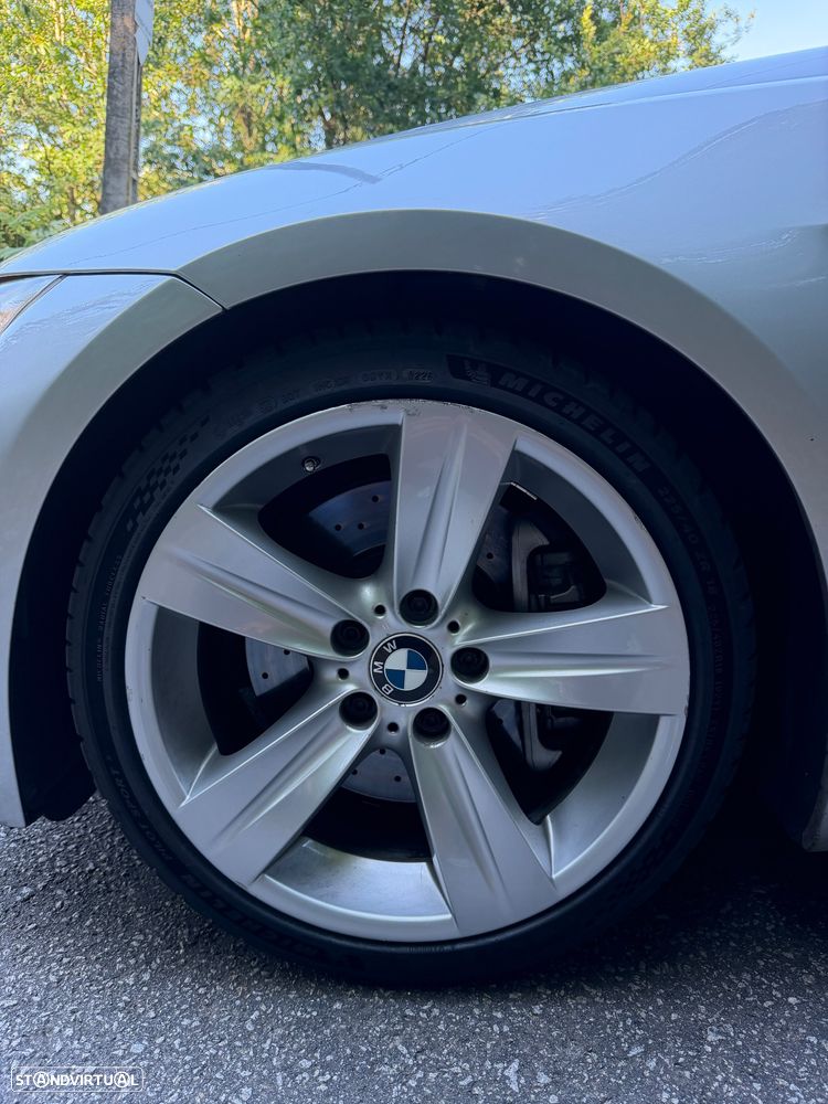 BMW 330 d - 6