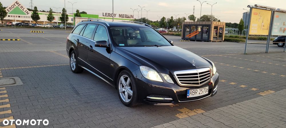 Mercedes-Benz Klasa E 200 CDI DPF BlueEFFICIENCY Automatik Avantgarde - 1