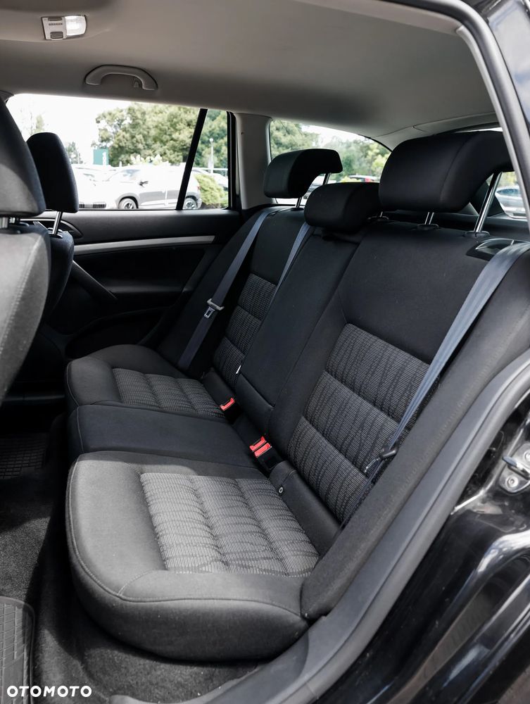 Skoda Octavia 1.8 TSI Ambiente - 11