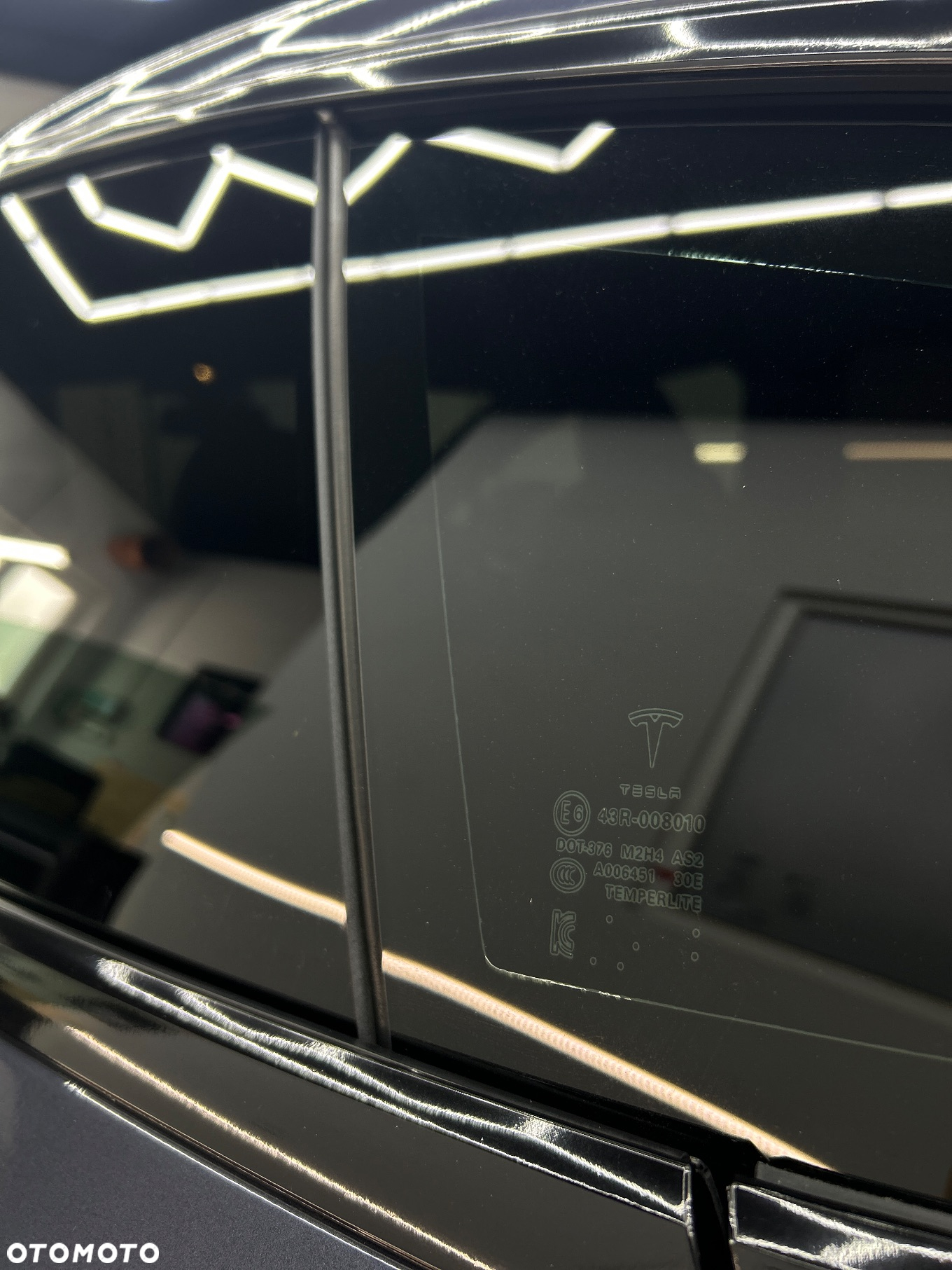 Tesla Model S - 9