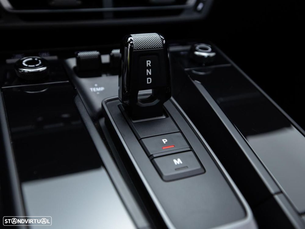 Porsche 911 (992) Carrera 4 GTS PDK - 33
