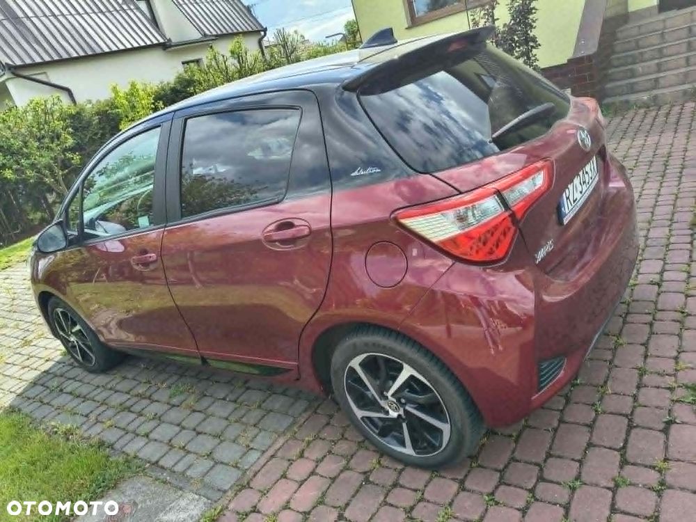 Toyota Yaris 1.5 Selection - 8