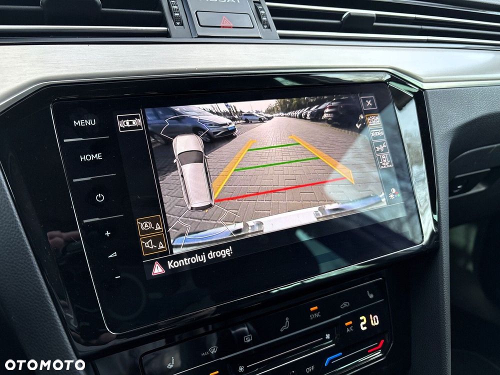 Volkswagen Passat - 26