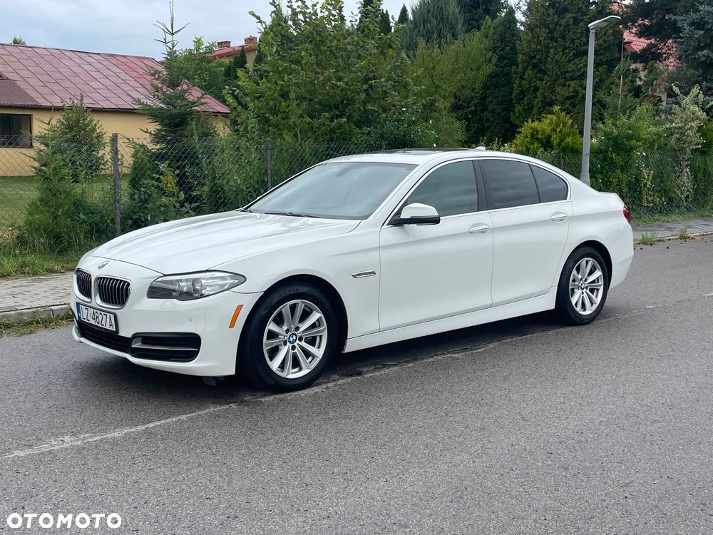 BMW Seria 5 528i xDrive Luxury Line - 36