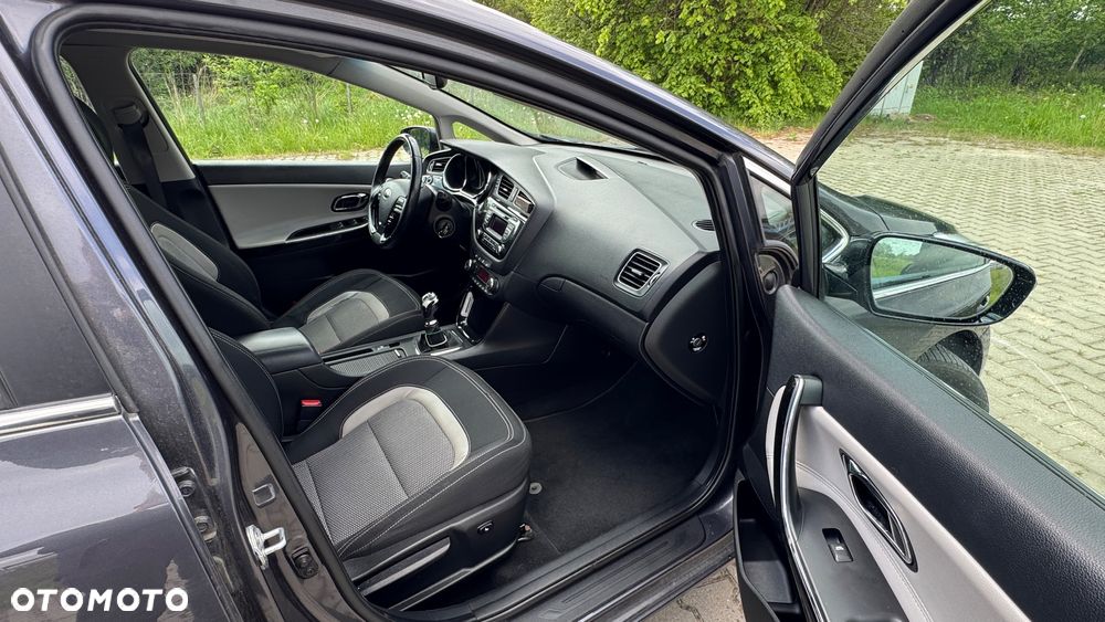 Kia Ceed - 17