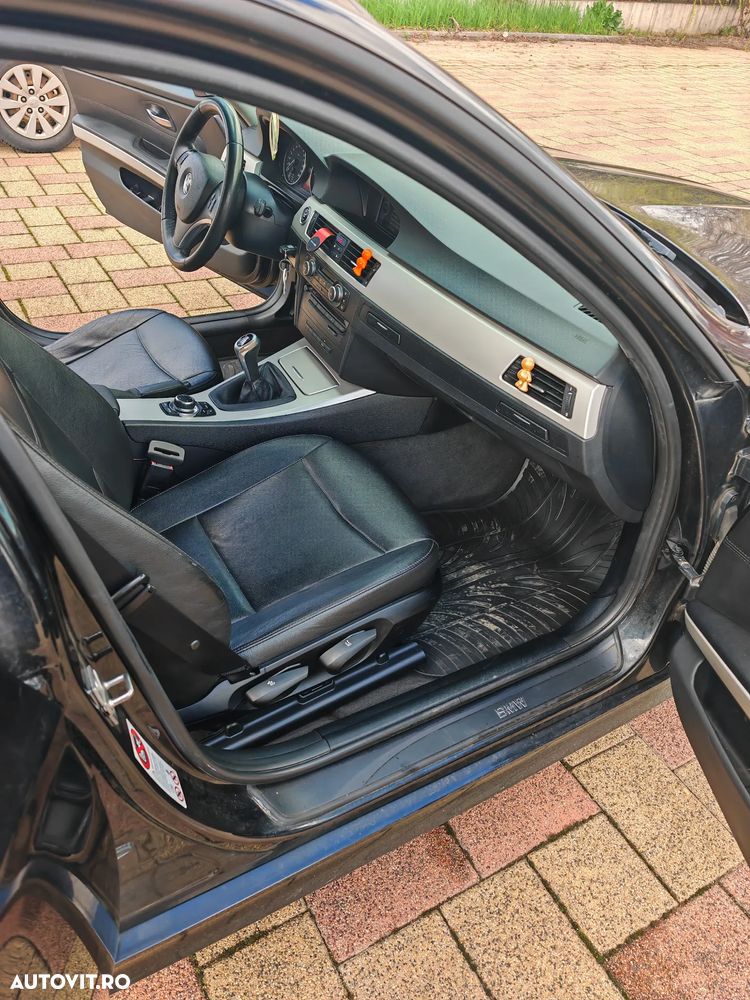 BMW Seria 3 318d - 19