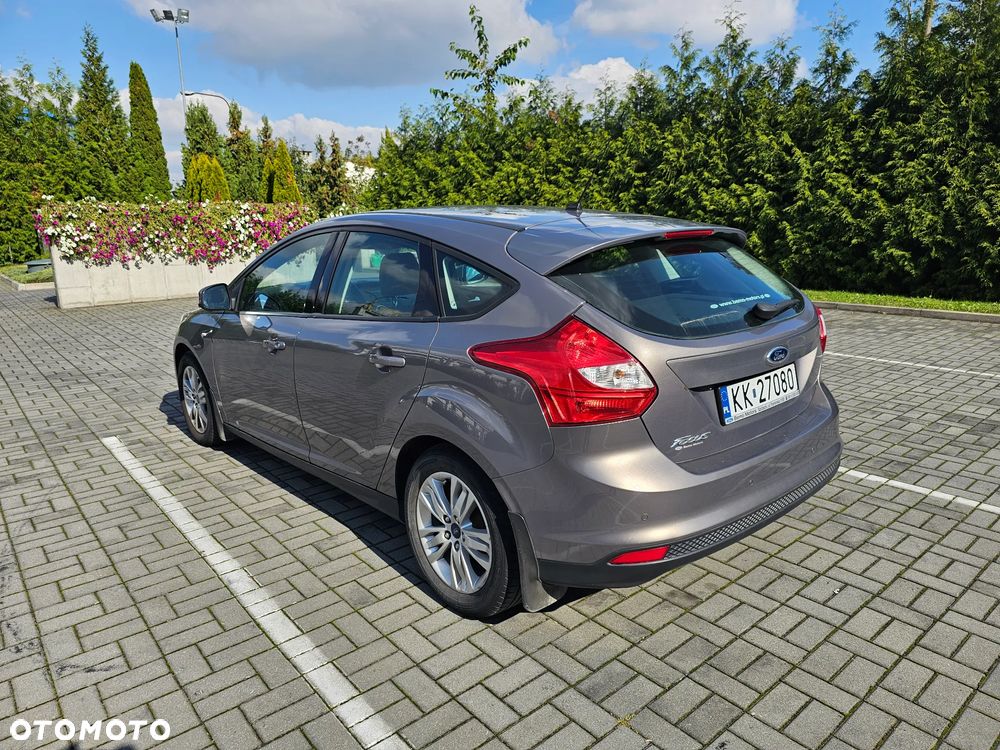 Ford Focus 1.6 Trend - 5