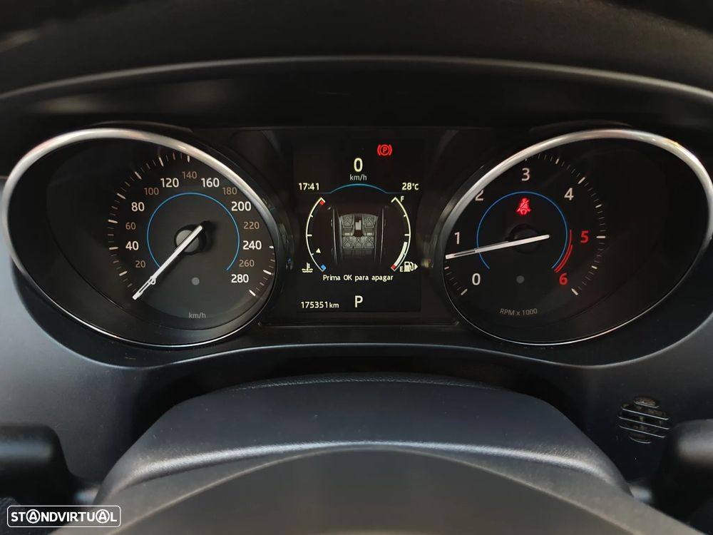 Jaguar F-Pace 2.0 i4D Pure Aut. - 9