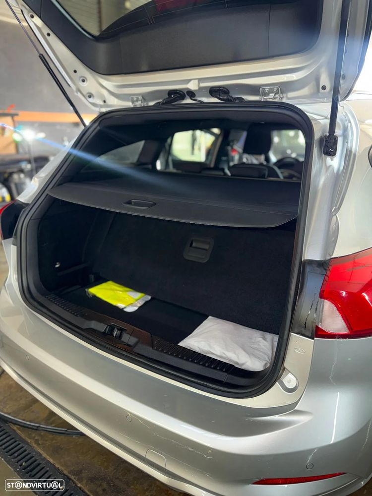 Ford Focus 1.0 EcoBoost ST-Line - 15