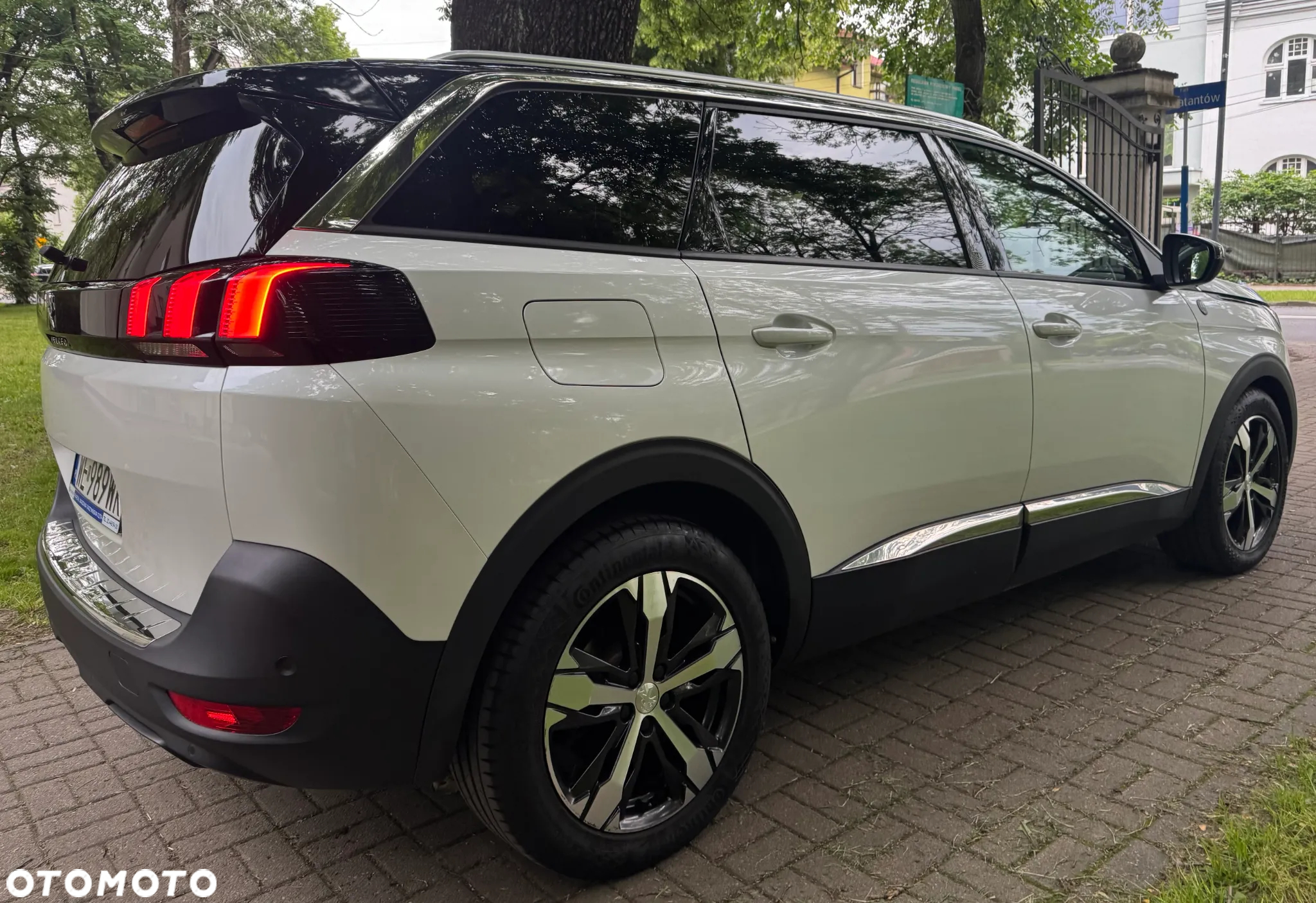 Peugeot 5008 - 2