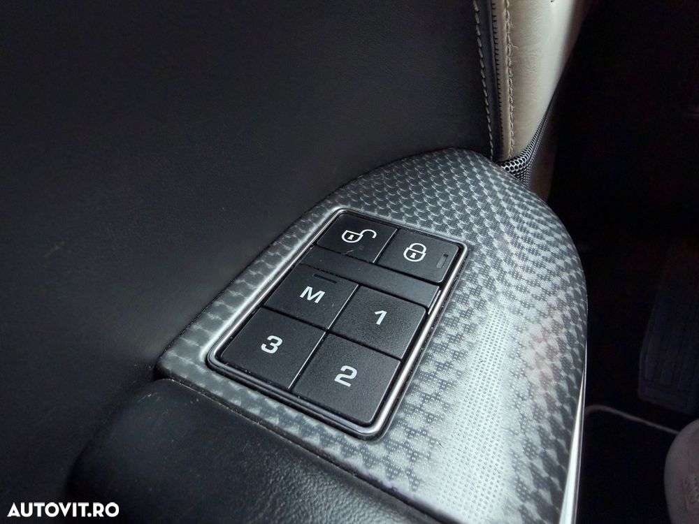 Land Rover Range Rover Sport 3.0 SDV6 HSE Dynamic - 36