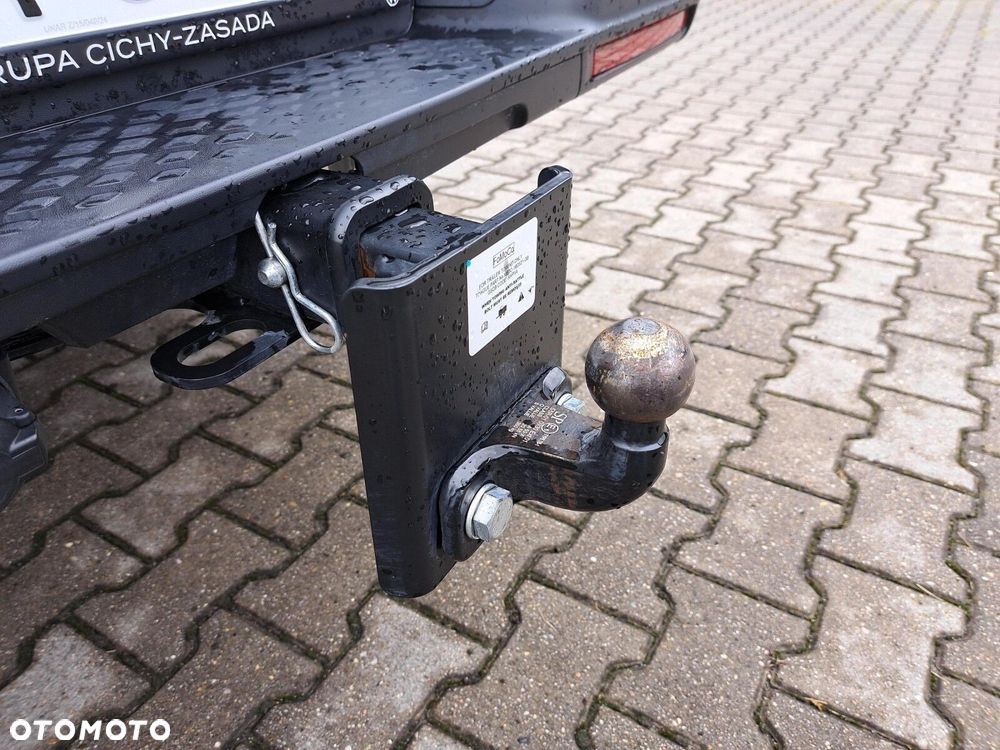 Volkswagen Amarok PRO 2,0TDI 170KM, 6-bieg. manualna 4MOTION rozstaw osi 3270 mm - 30