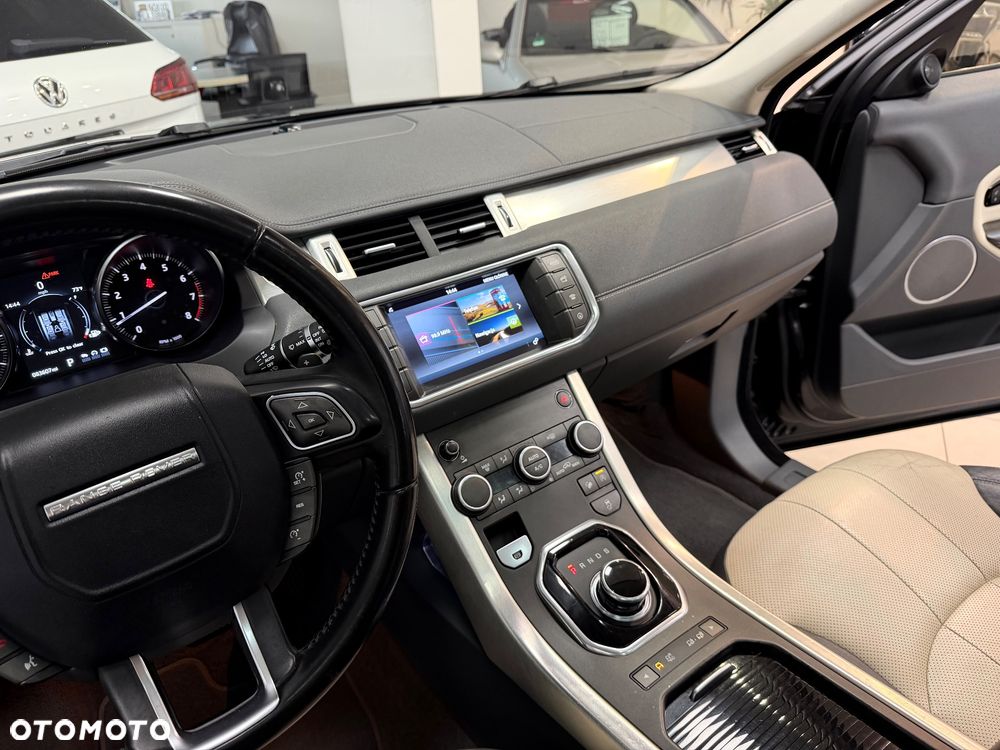 Land Rover Range Rover Evoque - 27