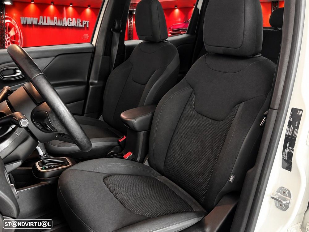 Jeep Renegade 1.3 T Night Eagle DCT - 7