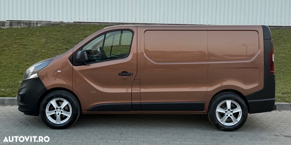 Opel Vivaro L2H1 - 21