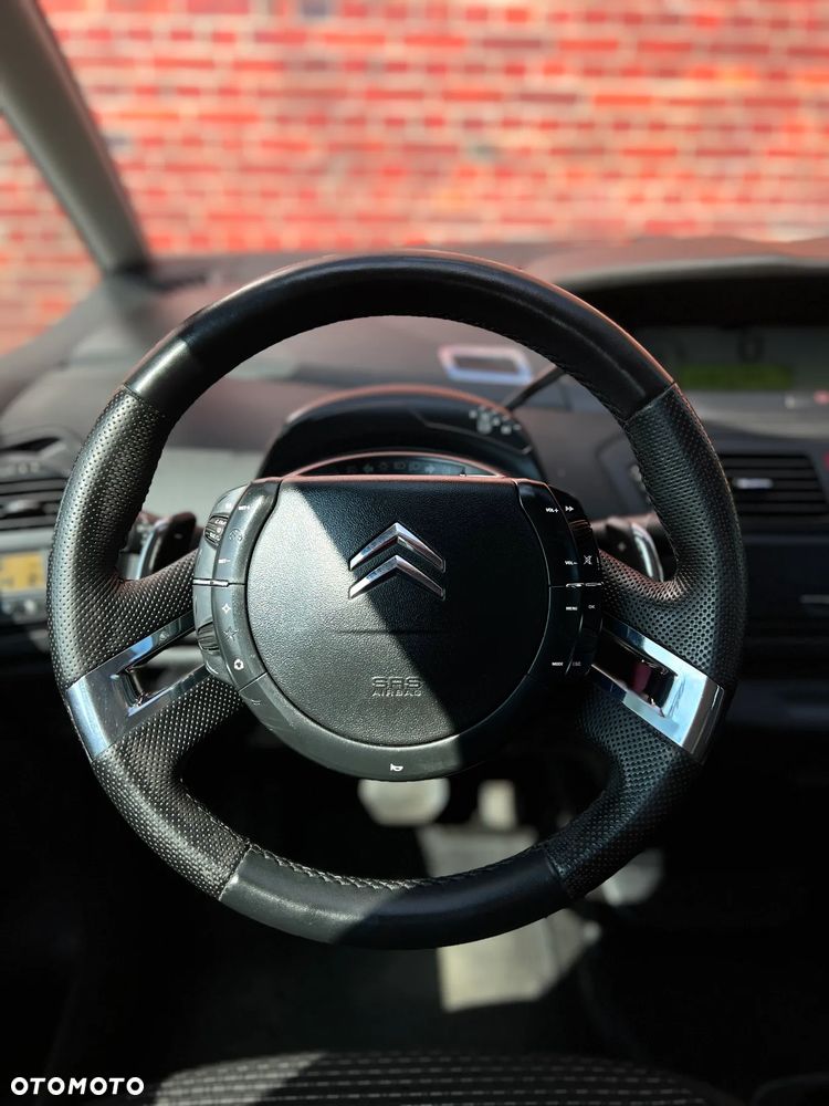 Citroën C4 Picasso - 32