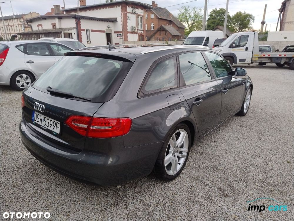 Audi A4 Avant 2.0 TDI DPF quattro S tronic S line Sportpaket - 7